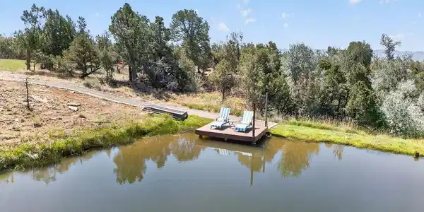 Image 2: Pond 1 of 2