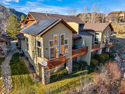 116 River Oaks Court