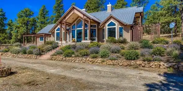 94 Golden Pond Place