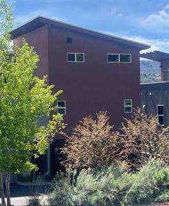 580 Animas View Drive
