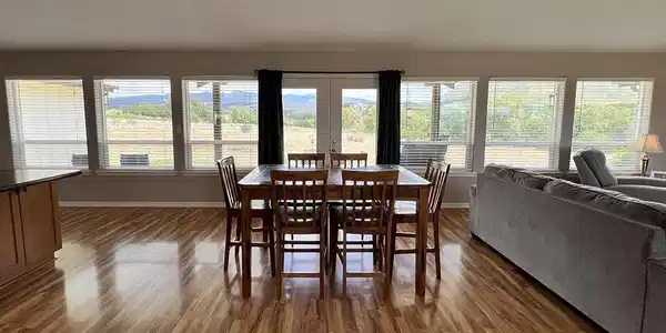 Image 4: great room