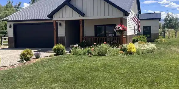 160 Regent Circle
