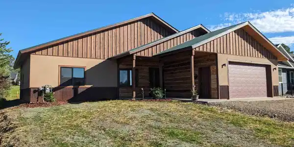 Image 4: front of home