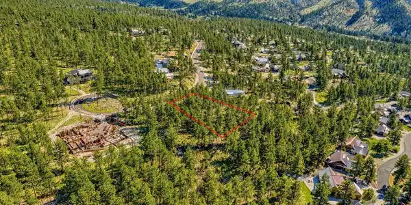 1067 Red Canyon Trail