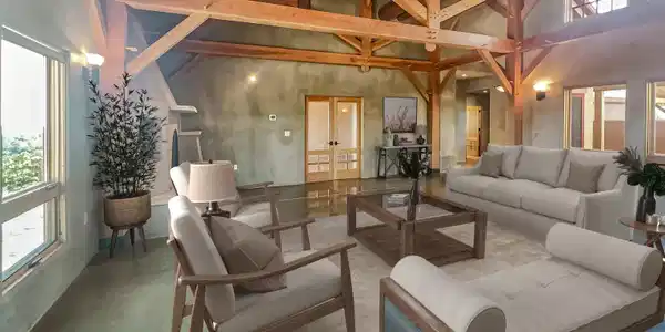 Image 4: Great Room