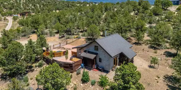 41831 Road J.75