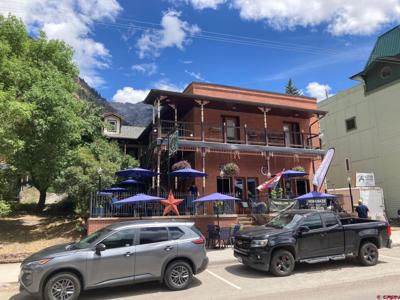 807 Main Street