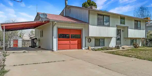 1414 Navajo Street