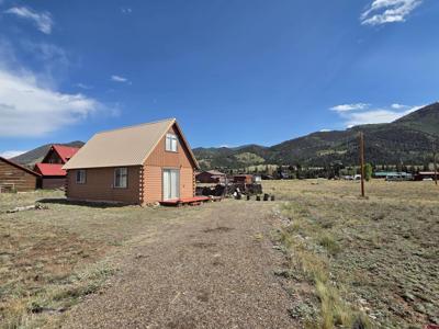 406 Ridge Drive