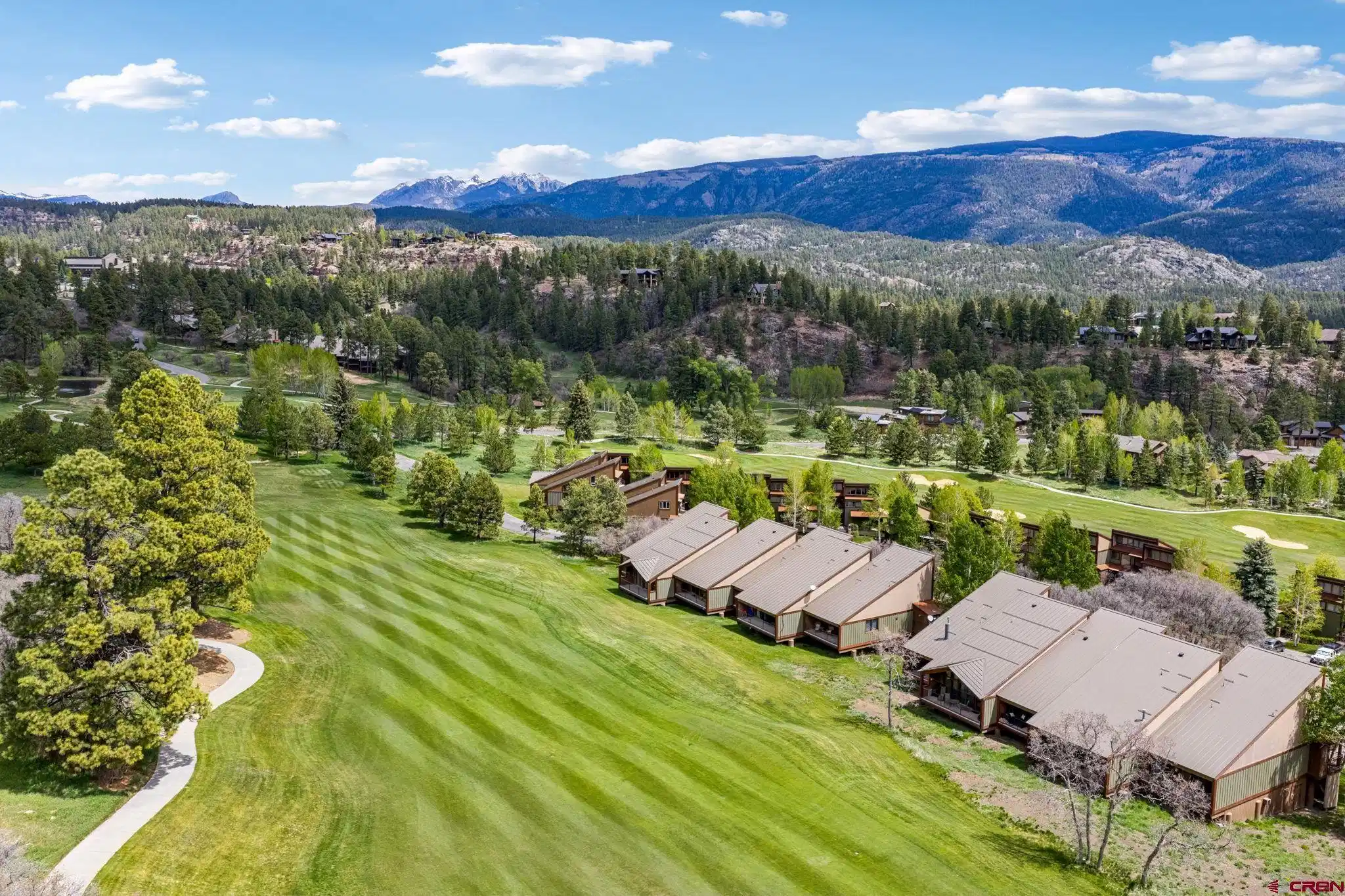 Image 1: Stunning Views of the #4 Fairway