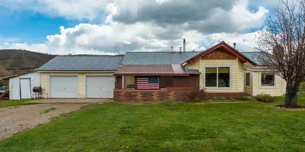 807 County Road 124