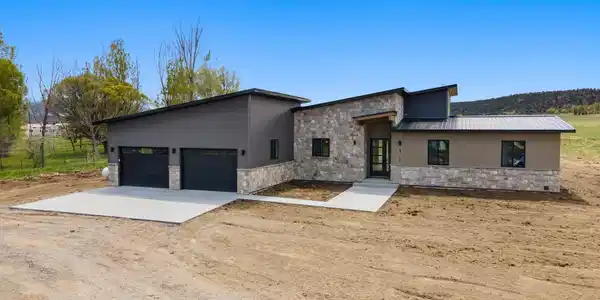 68118 Ute Valley Drive