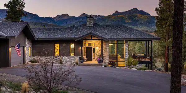 4052 Hidden Valley Drive