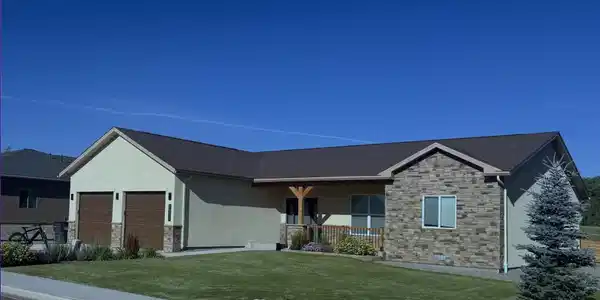 1937 Golf Course Lane