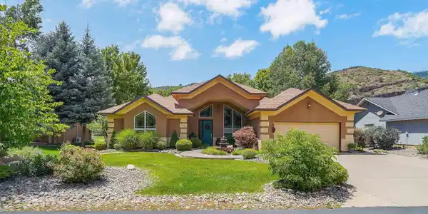 496 Horse Thief Lane