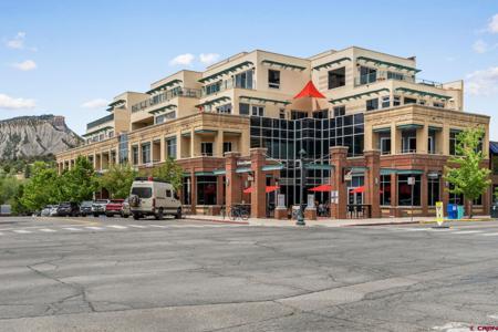 1201 Main Ave