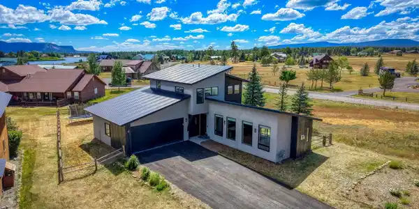 35 Northbay Circle