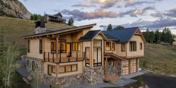 410 Country Club Drive