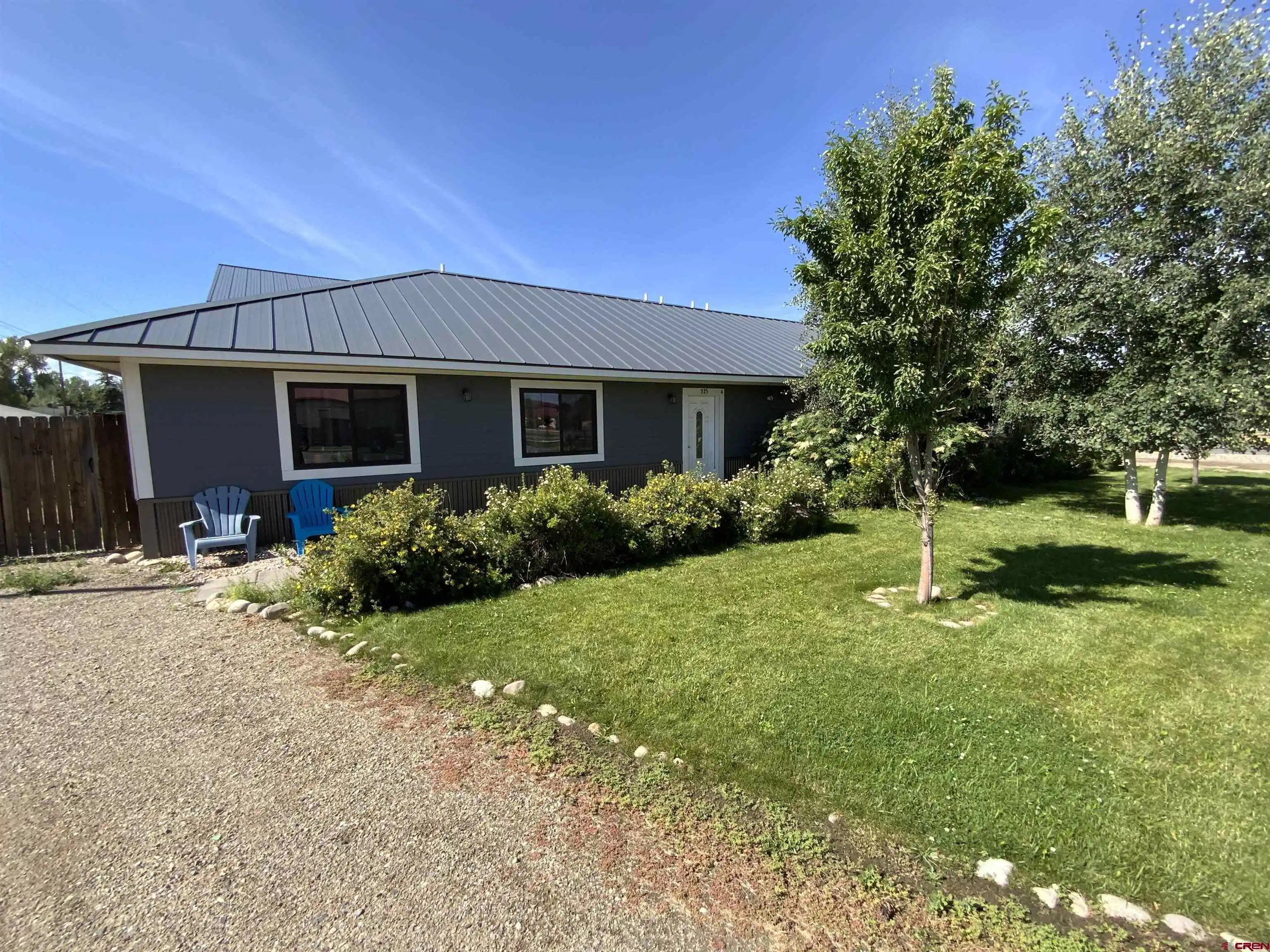 Image 1: Front of House