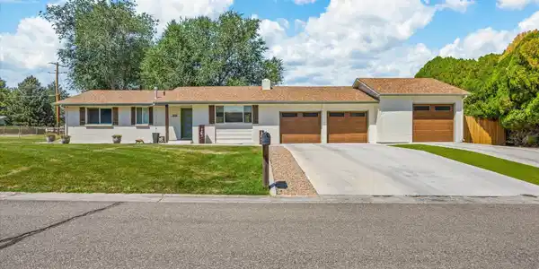 633 Panorama Drive