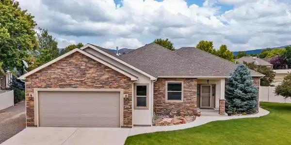 2842 Outlook Road