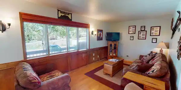 18 Crystal Road