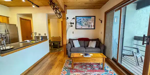 Image 2: Living Area