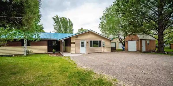 550 Willow Dr