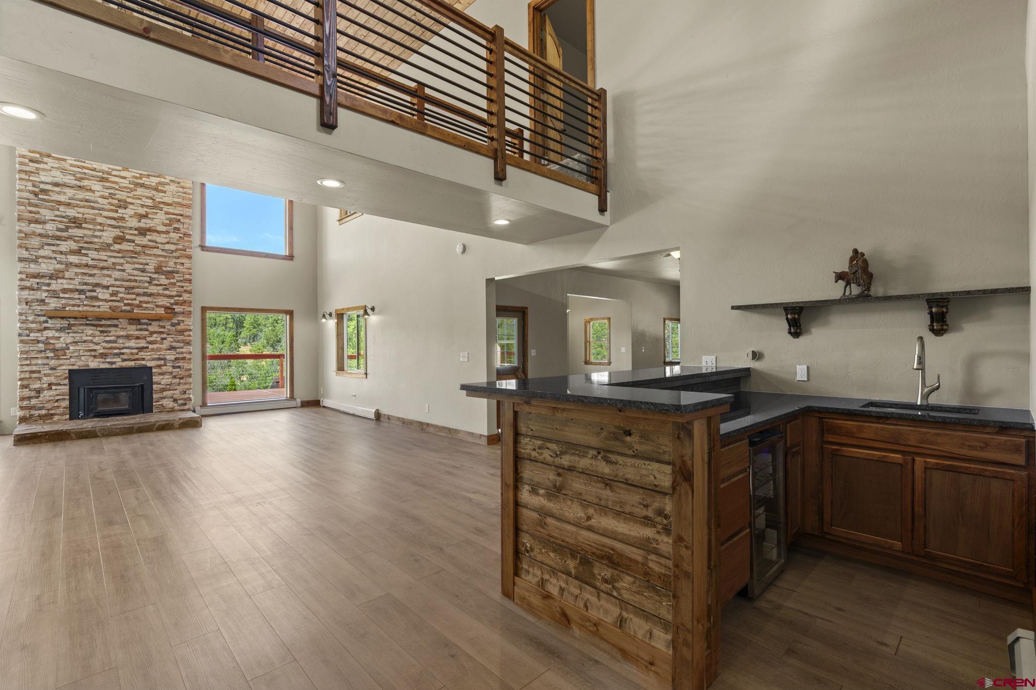 Image 3: Wet Bar