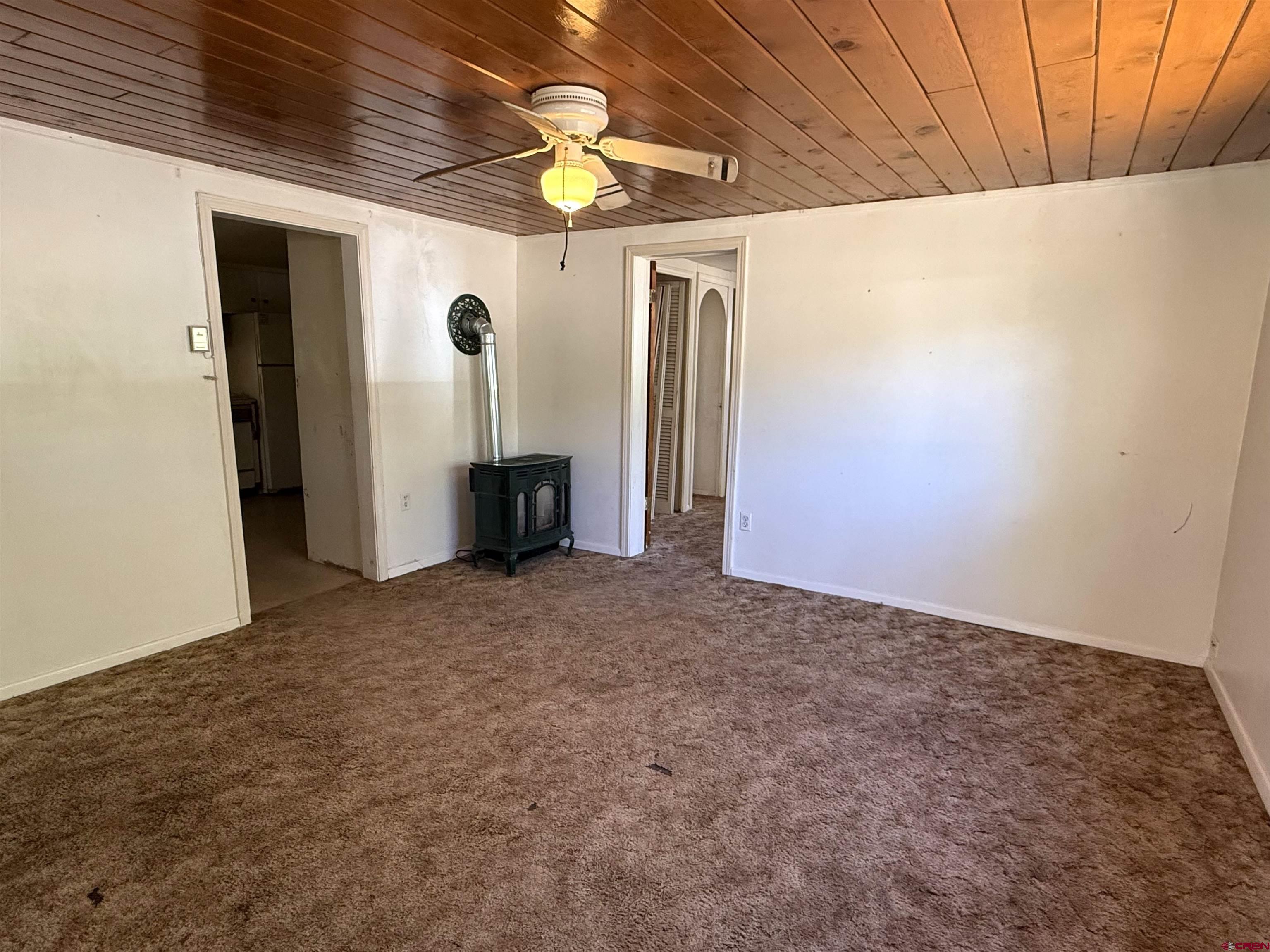 Image 3: Entry Living Room or Dining Room