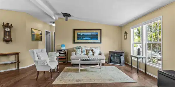 Image 4: Formal Living Room