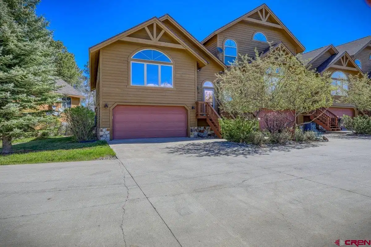 Image 1: Front of House