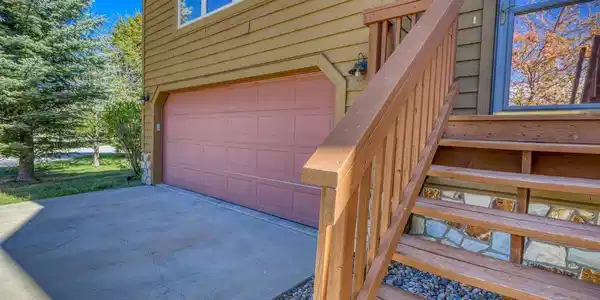 Image 3: Front of House