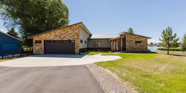 157 Northbay Circle