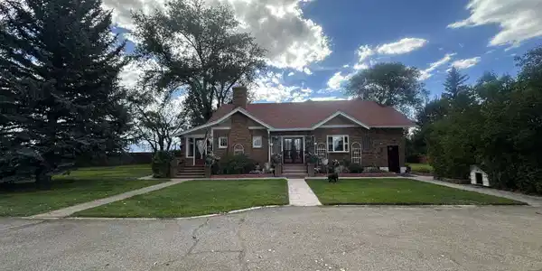 3165 Highway 160 E