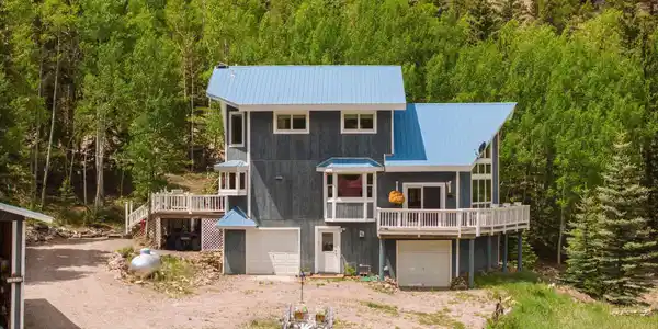 2079 Hummingbird Lane