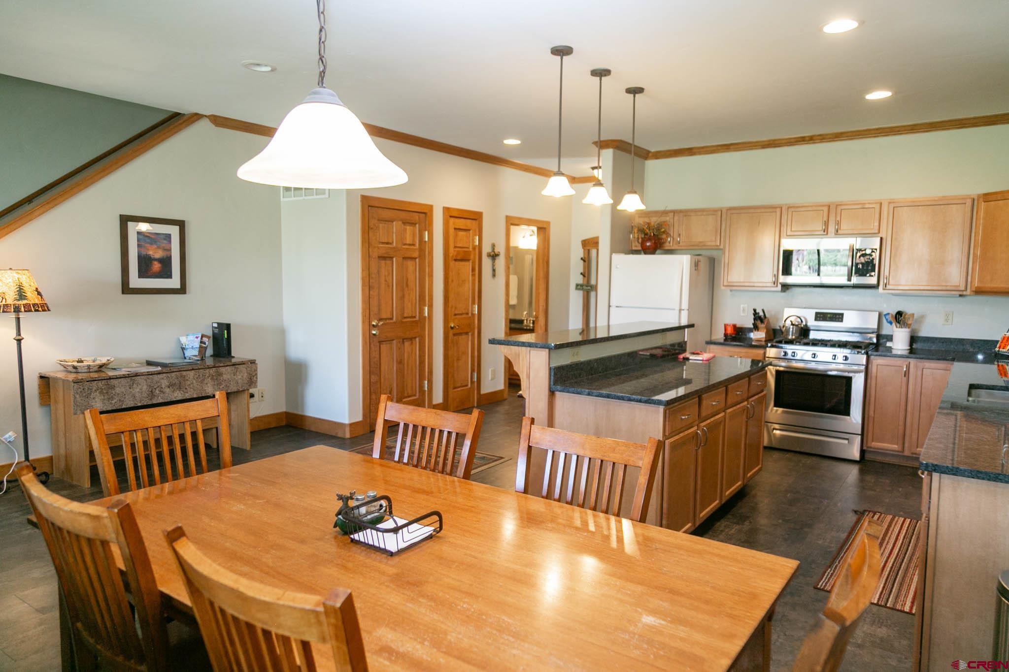Image 2: Kitchen