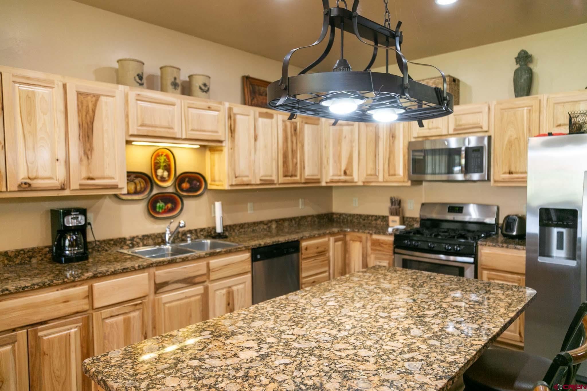 Image 2: Kitchen