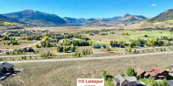115 Larkspur Loop