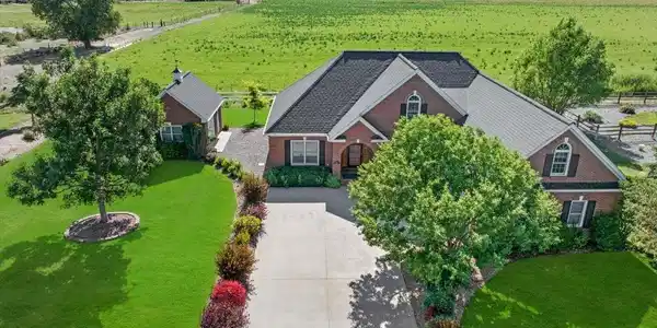 2014 Otter Pond Circle