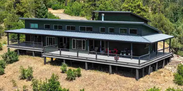 609 S Black Bear Place