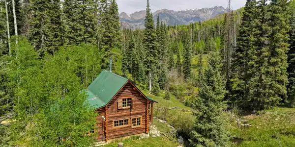 4564 Middle Mountain Road