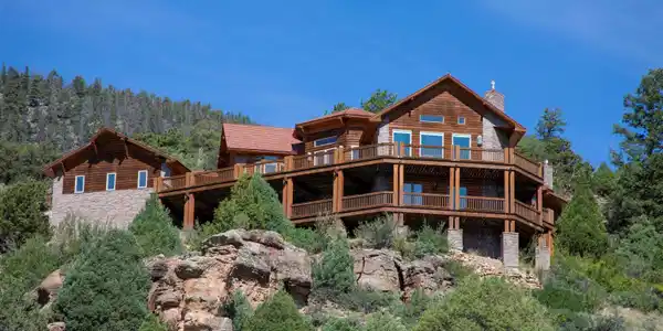 545 Timberline Trail