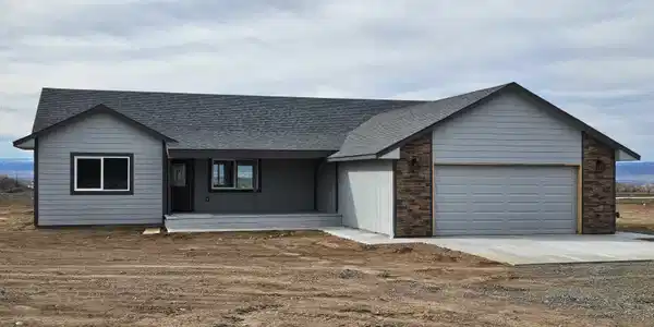 20194 Lilac Court