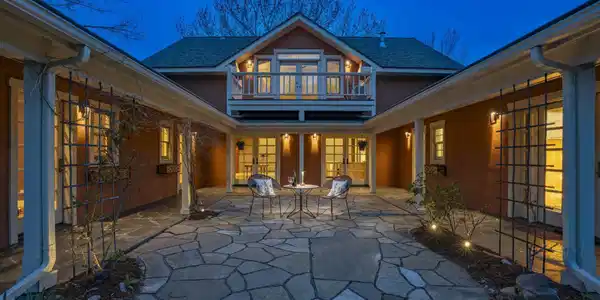 574 Horse Thief Lane