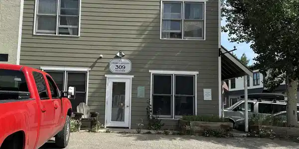 Image 4