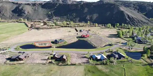 205 Tomichi Creek Loop