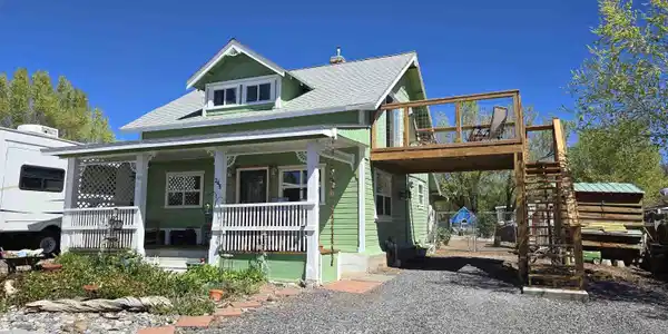 245 NW 3rd Street
