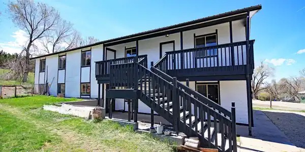 528 Oakbrush Circle