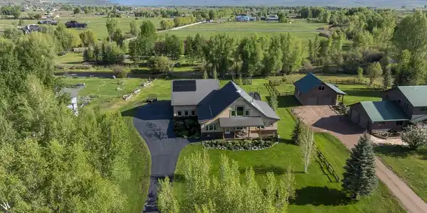 157 Spring Meadows Trail